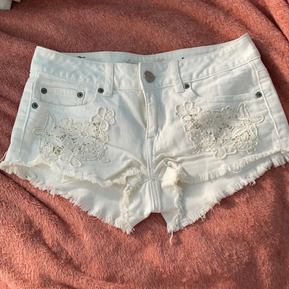 white jean shorts
